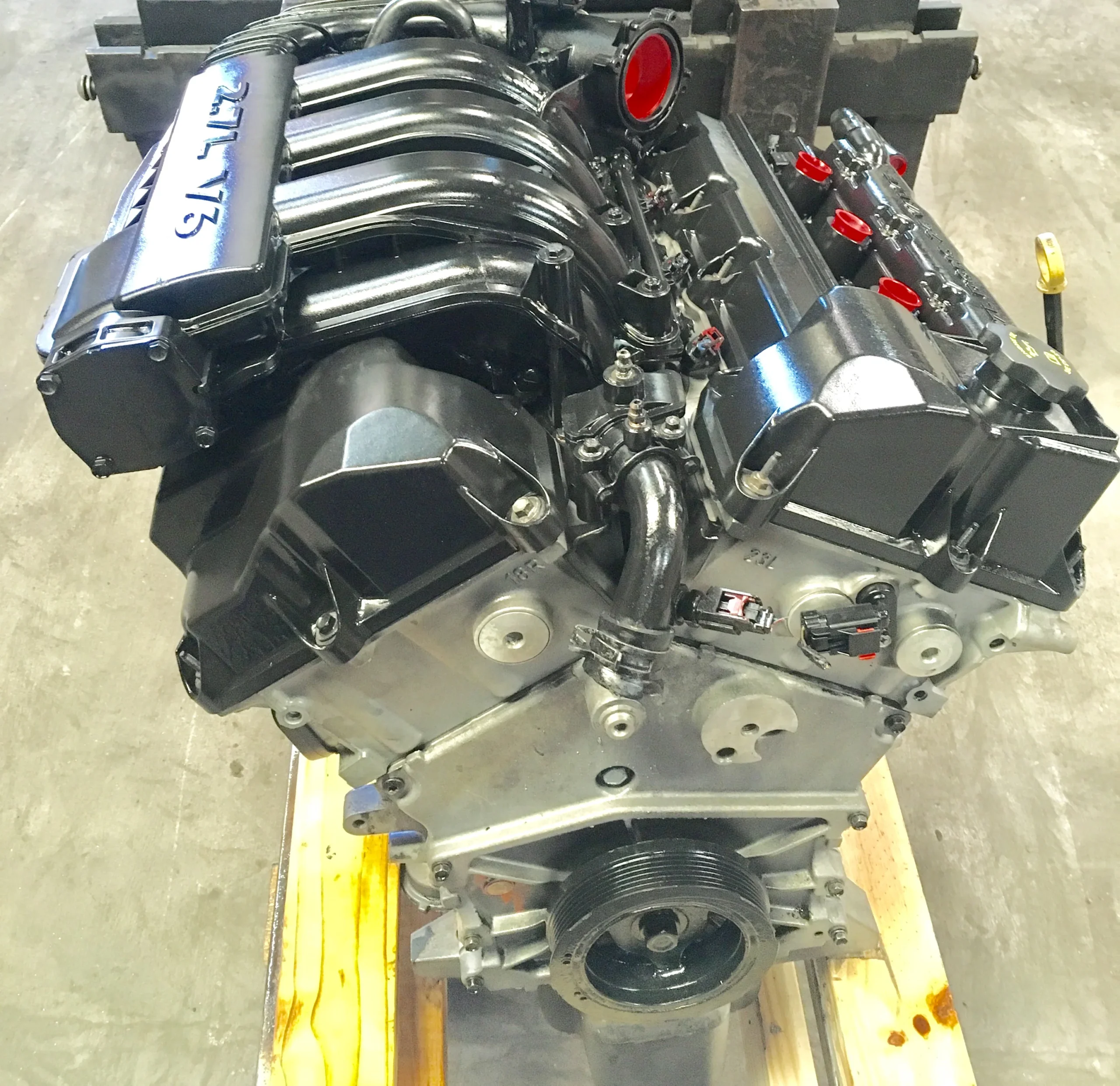Second image of 2006–2010 Dodge/Chrysler 2.7L V6 Engine OEM