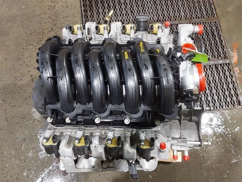 Second image of Cadillac Escalade 6.2L L86 V8 Engine VIN J 2015–2020