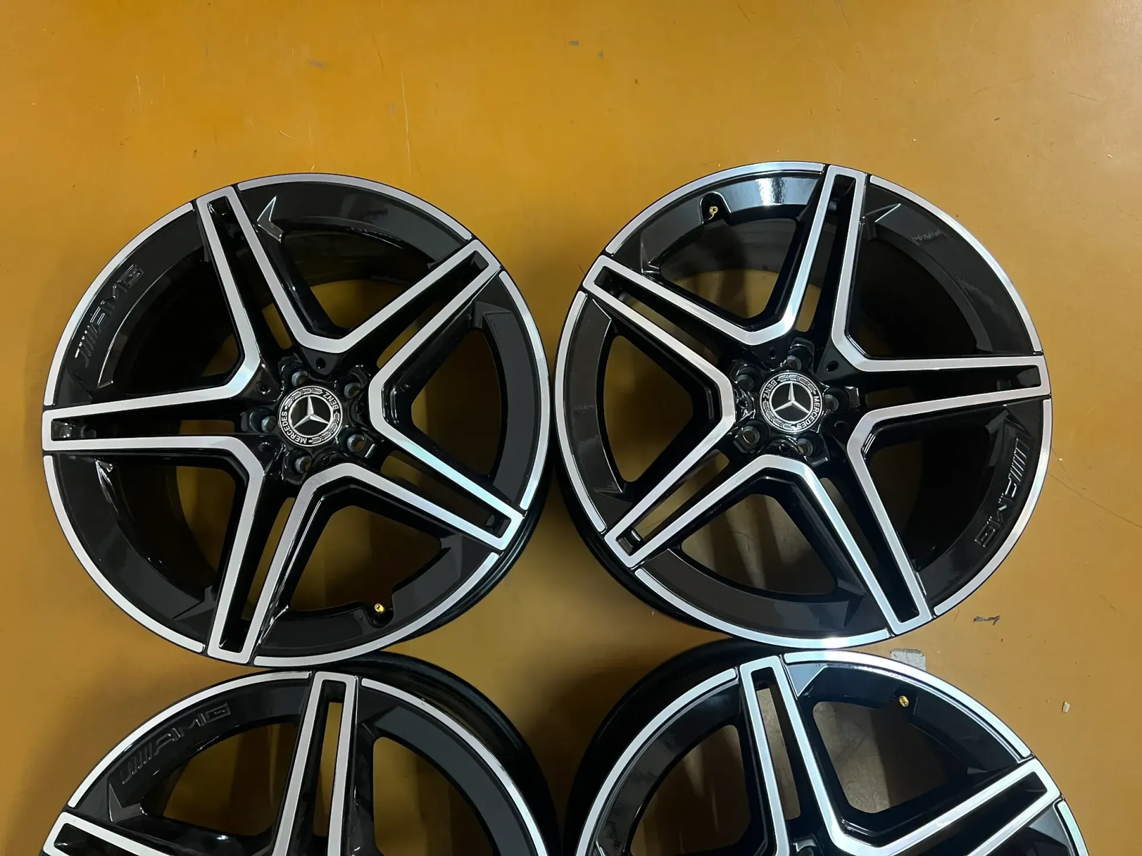 Second image of Mercedes GLS X167 AMG 21" Rims Set A1674017400/7300