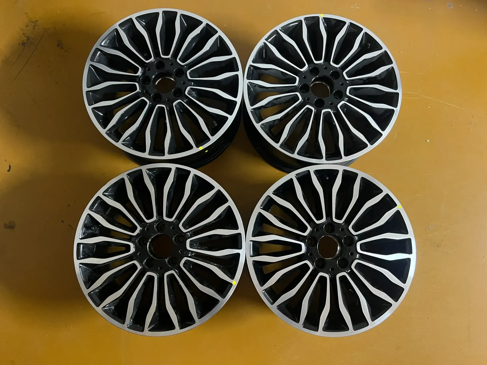 Mercedes V-Class/Vito W447 18" Alloy Rims Set A4474013700