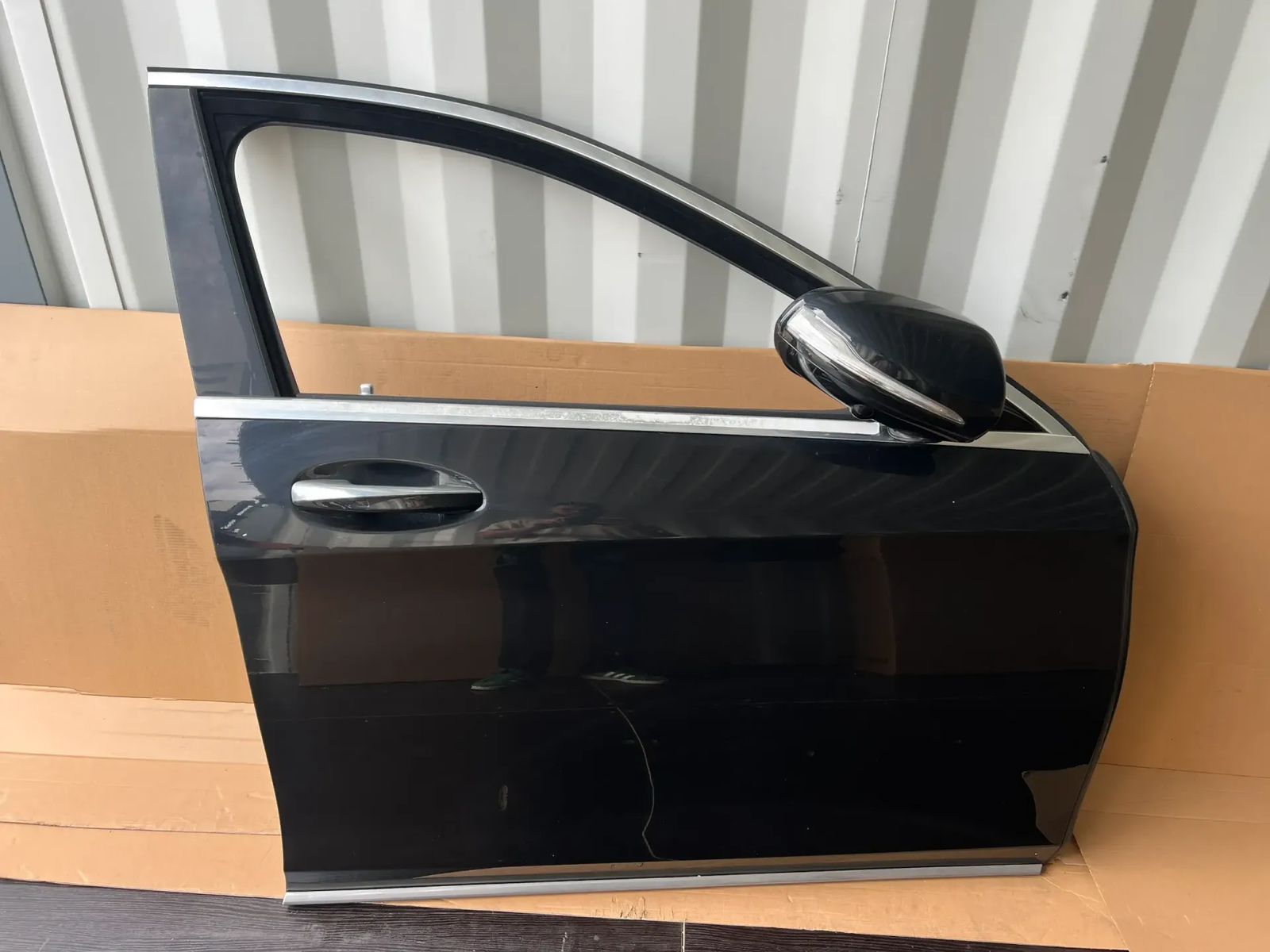 Mercedes S-Class W222 Front Right Door Black 9197